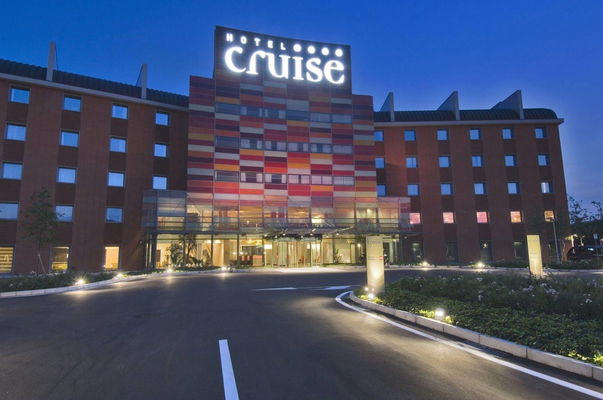 Hotel Cruise Lucino Exteriér fotografie